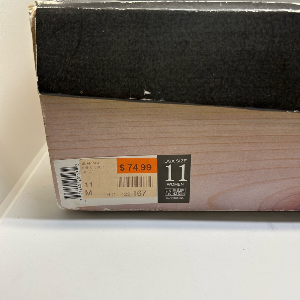 NWT Bearpaw Tan Suede Boots - Picture 11 of 11